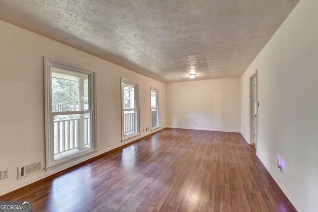 1138 Woodland Circle, Lawrenceville, GA 30043