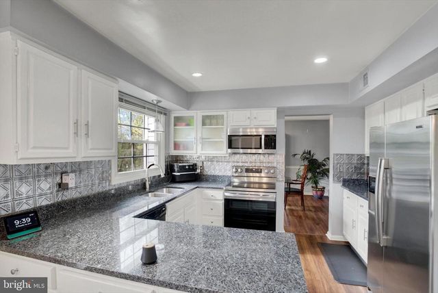 17021 FLATWOOD, Derwood, MD 20855
