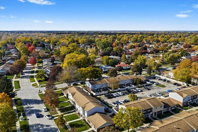 213 Prospect Avenue, Wood Dale, IL 60191