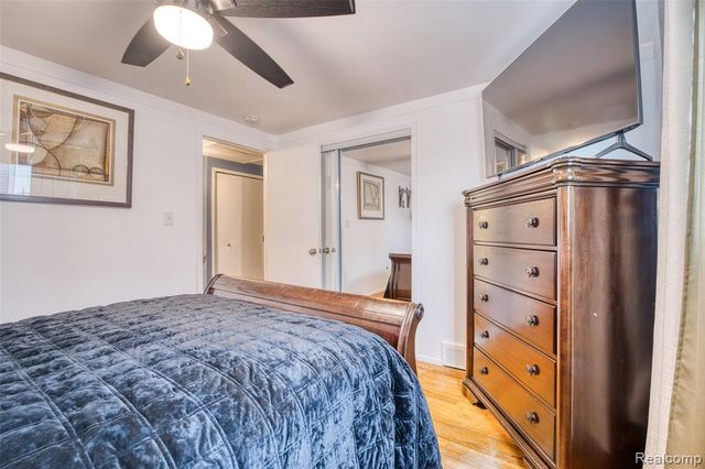 30650 Glenwood Circle, Warren, MI 48088