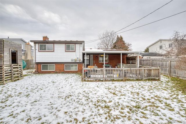 30650 Glenwood Circle, Warren, MI 48088