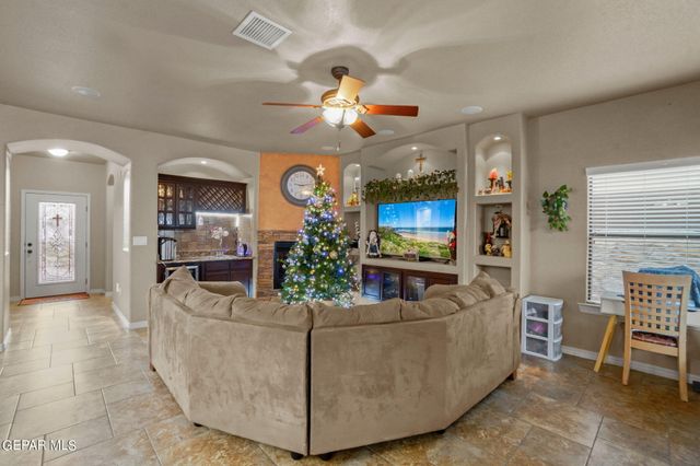 3845 TIERRA CAMPA Drive, El Paso, TX 79938