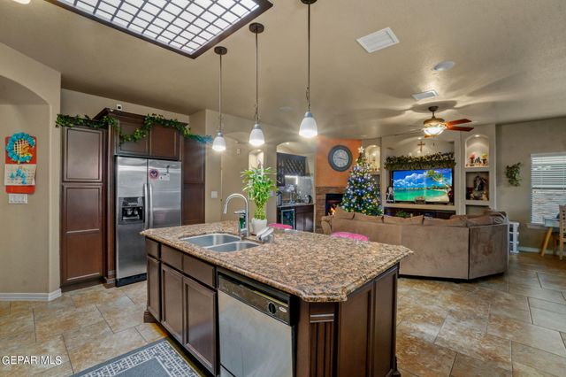 3845 TIERRA CAMPA Drive, El Paso, TX 79938