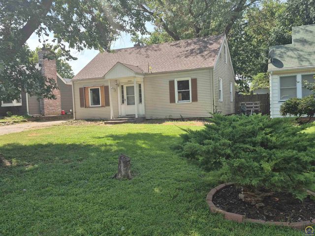 2321 SE Maryland AVE, Topeka, KS 66605