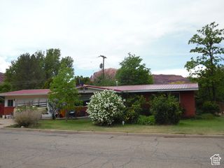 477 W GRAND CIR, Moab, UT 84532