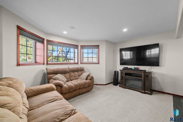 4312 N Montana Ave Avenue, Sioux Falls, SD 57107
