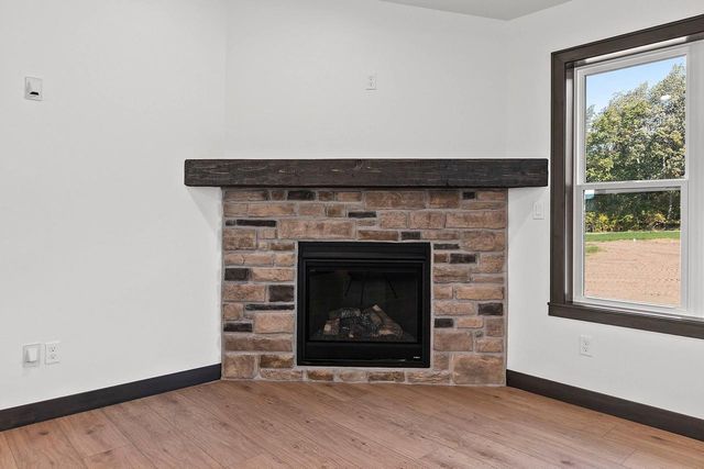3718 HAROLDS WAY, Suamico, WI 54313