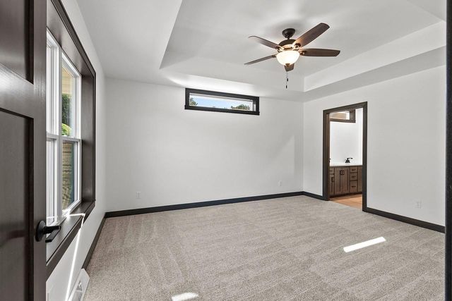 3718 HAROLDS WAY, Suamico, WI 54313