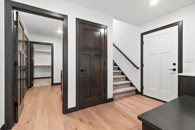 3718 HAROLDS WAY, Suamico, WI 54313