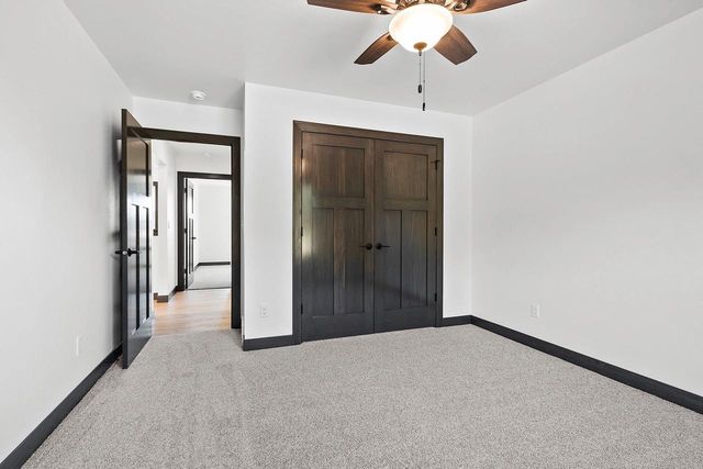 3718 HAROLDS WAY, Suamico, WI 54313