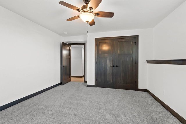 3718 HAROLDS WAY, Suamico, WI 54313