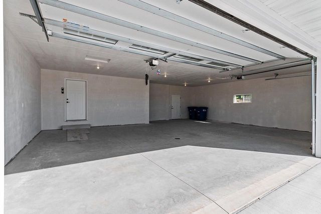 3718 HAROLDS WAY, Suamico, WI 54313
