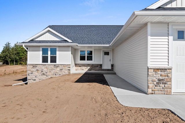 3718 HAROLDS WAY, Suamico, WI 54313