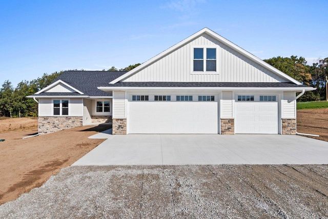 3718 HAROLDS WAY, Suamico, WI 54313