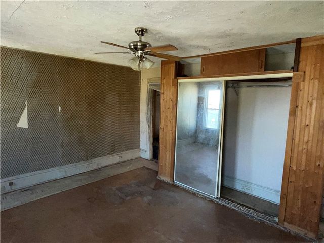 124 E 15th Ave, Homestead, PA 15120