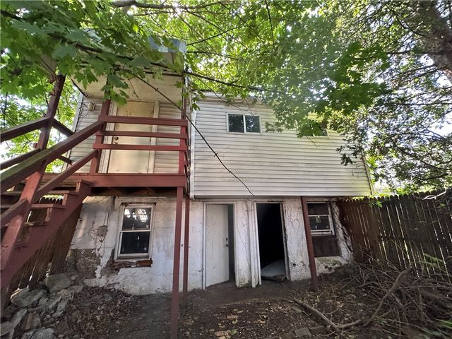 124 E 15th Ave, Homestead, PA 15120