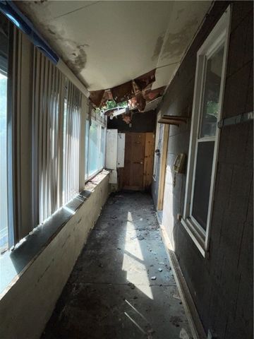 124 E 15th Ave, Homestead, PA 15120