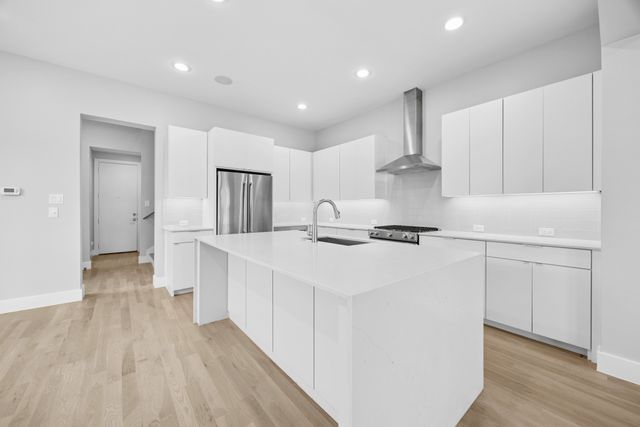 6529 Roper Street, Dallas, TX 75209