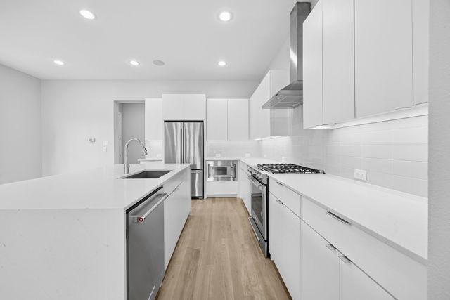 6529 Roper Street, Dallas, TX 75209