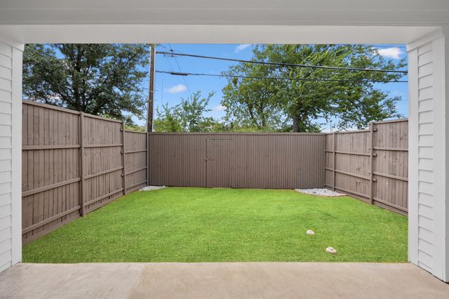 6529 Roper Street, Dallas, TX 75209
