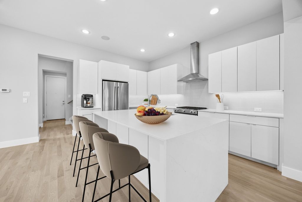 6529 Roper Street, Dallas, TX 75209