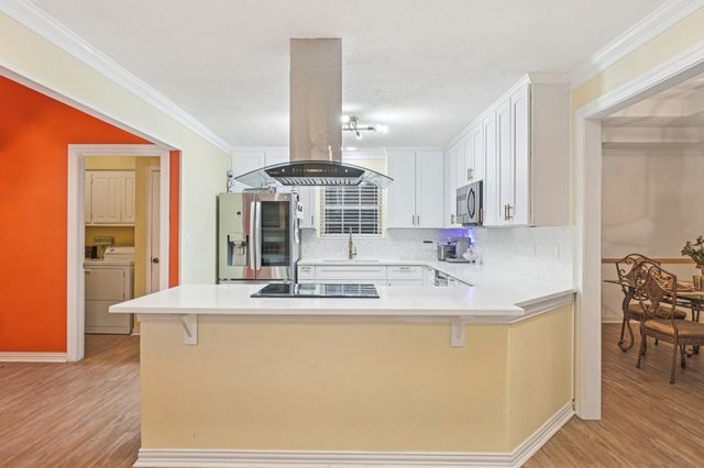 634 Rickey Canyon Avenue, Desoto, TX 75115