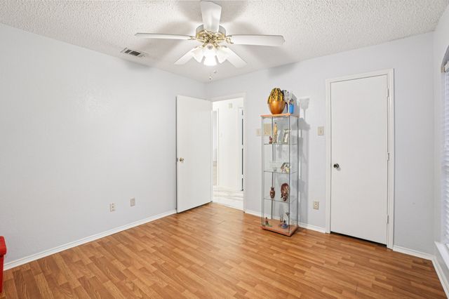 634 Rickey Canyon Avenue, Desoto, TX 75115