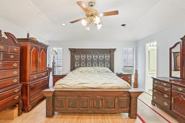 634 Rickey Canyon Avenue, Desoto, TX 75115