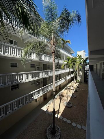 330 SE 2nd Street 303h, Hallandale Beach, FL 33009