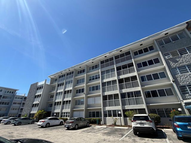 330 SE 2nd Street 303h, Hallandale Beach, FL 33009