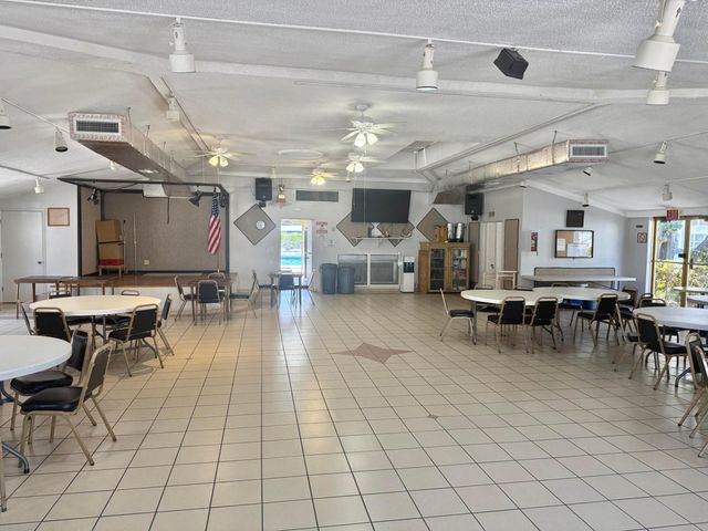 330 SE 2nd Street 303h, Hallandale Beach, FL 33009