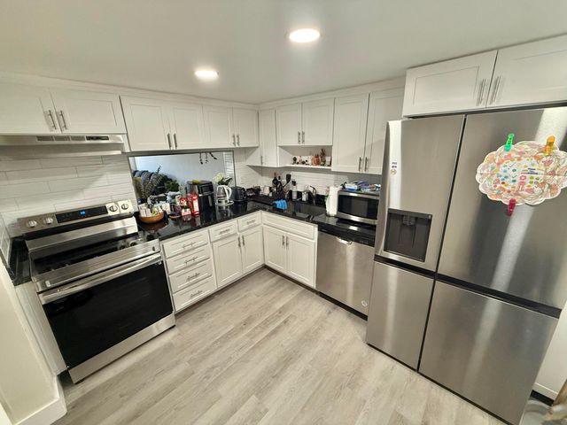 330 SE 2nd Street 303h, Hallandale Beach, FL 33009