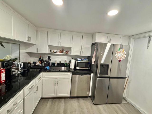 330 SE 2nd Street 303h, Hallandale Beach, FL 33009