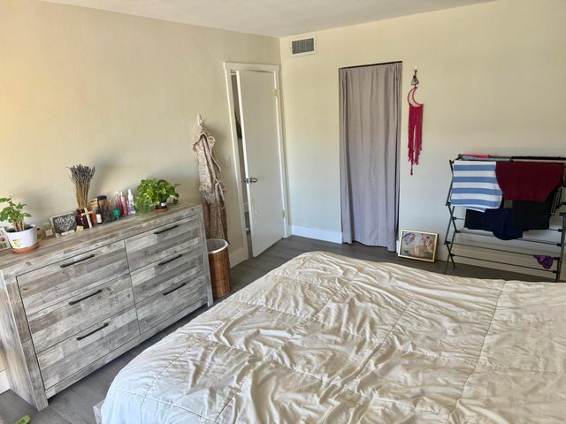 330 SE 2nd Street 303h, Hallandale Beach, FL 33009