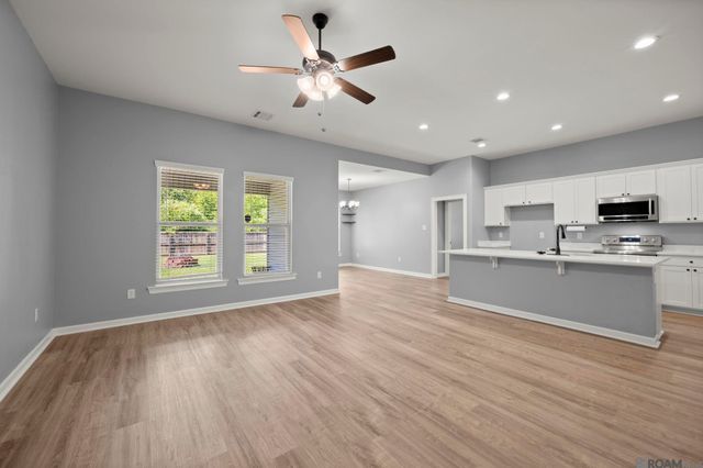 39116 Forestwood Ave, Gonzales, LA 70737