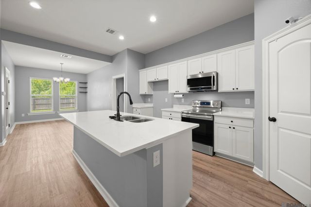 39116 Forestwood Ave, Gonzales, LA 70737