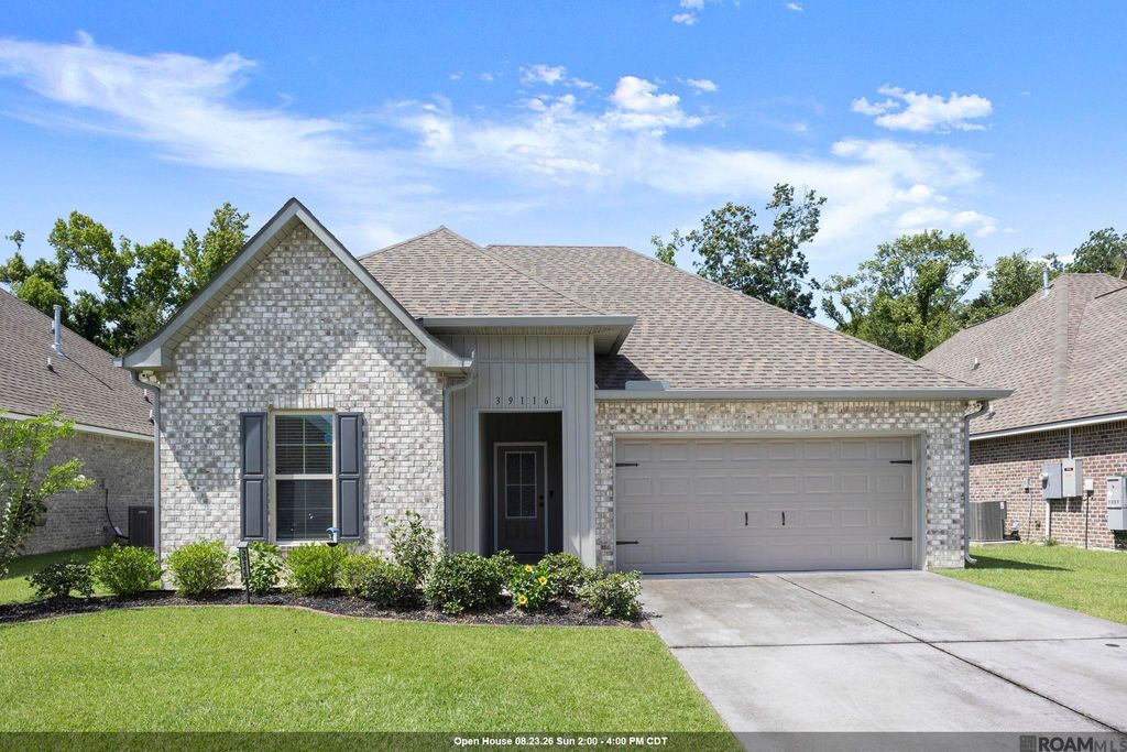 39116 Forestwood Ave, Gonzales, LA 70737