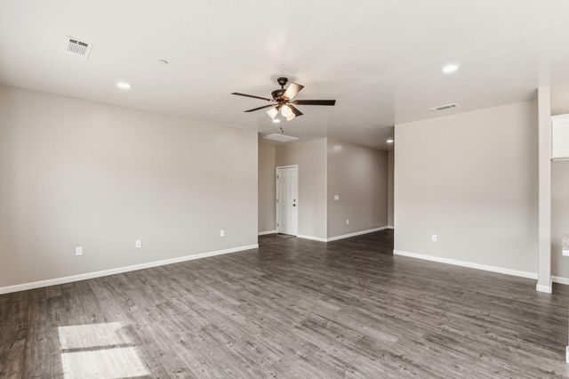 3441 E Douglas Avenue, Visalia, CA 93292