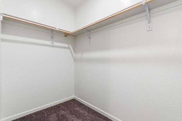 3441 E Douglas Avenue, Visalia, CA 93292