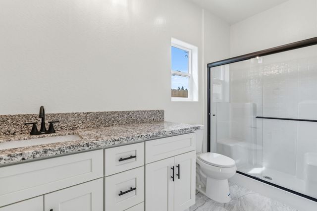 3441 E Douglas Avenue, Visalia, CA 93292