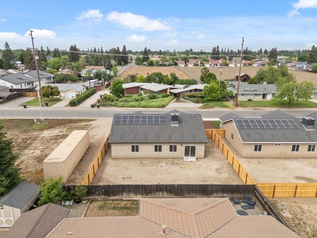 3441 E Douglas Avenue, Visalia, CA 93292