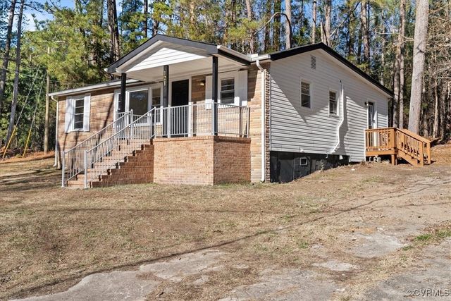 121 Brooks Xing, Lawrenceville, VA 23868