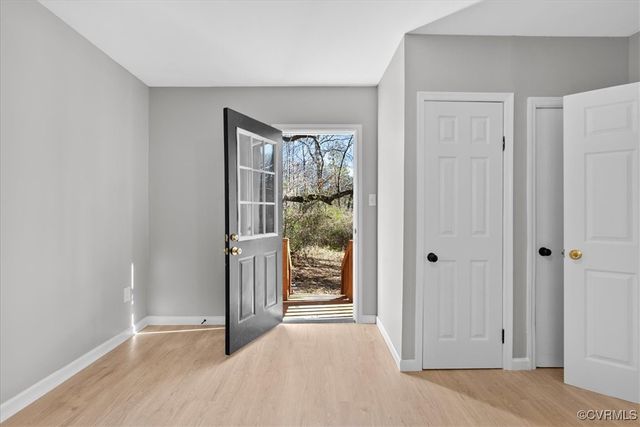 121 Brooks Xing, Lawrenceville, VA 23868