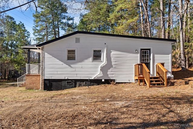 121 Brooks Xing, Lawrenceville, VA 23868