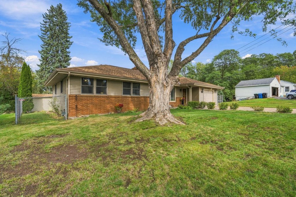 1343 Hillwind Road NE, Fridley, MN 55432 — photo 3