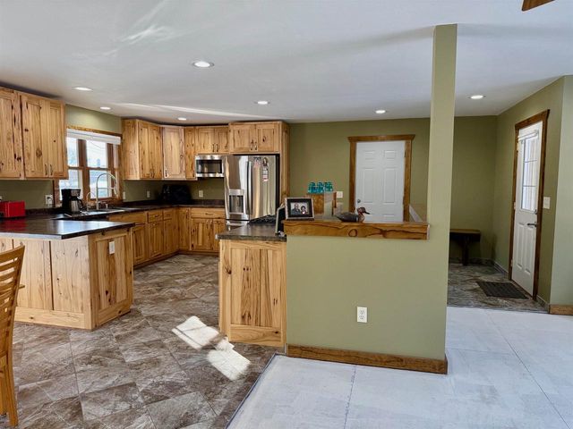 440 Bradford Drive, Waterloo, WI 53594