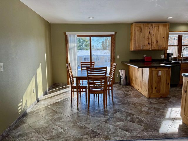 440 Bradford Drive, Waterloo, WI 53594