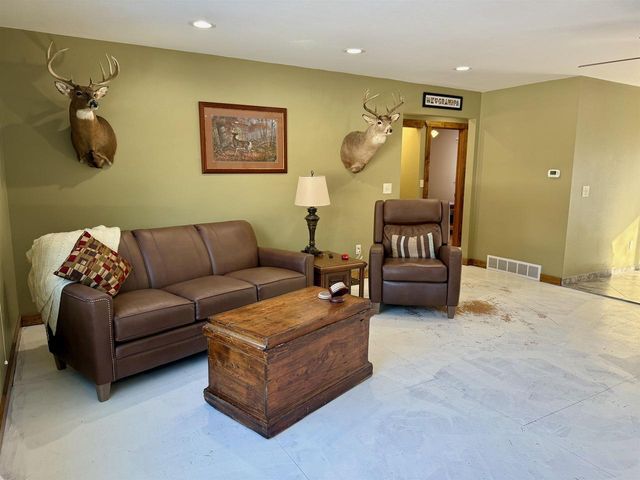 440 Bradford Drive, Waterloo, WI 53594