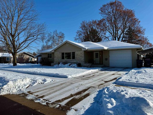 440 Bradford Drive, Waterloo, WI 53594