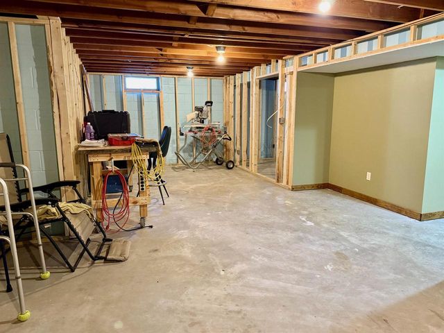 440 Bradford Drive, Waterloo, WI 53594